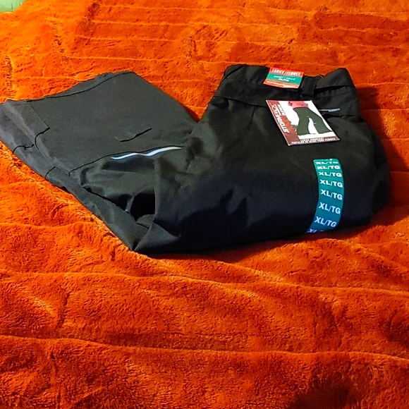 Sunice Other - Stormpack Sunice Women's XL Black snow pants Nwt